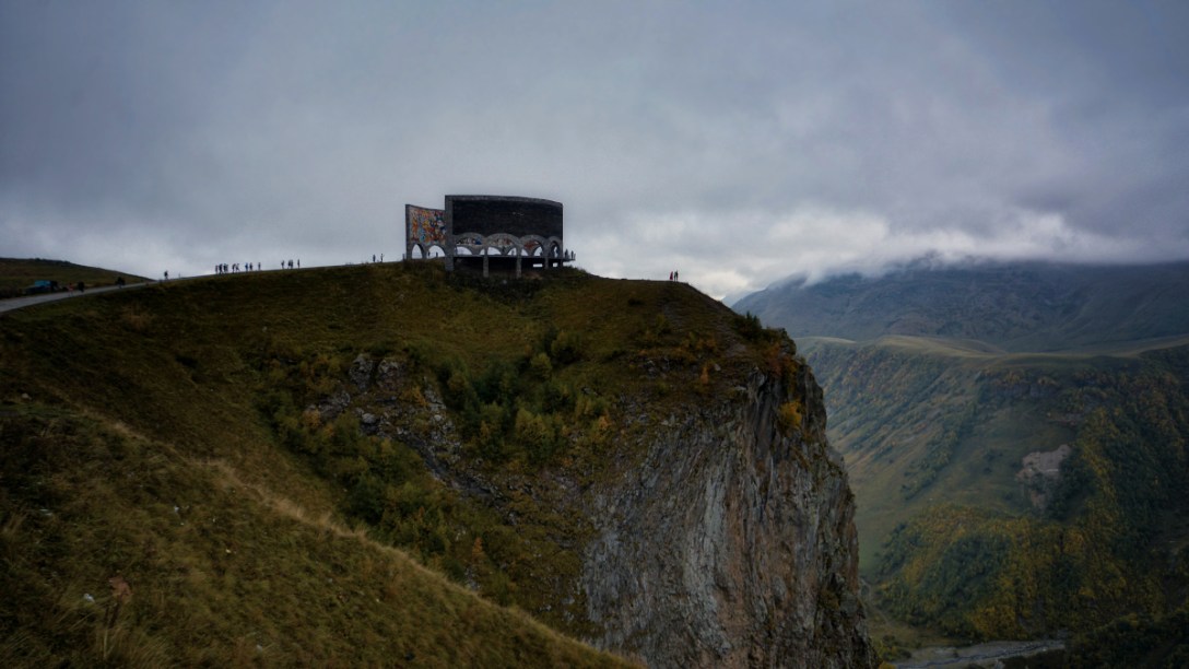 Russia–Georgia Friendship MonumentWP